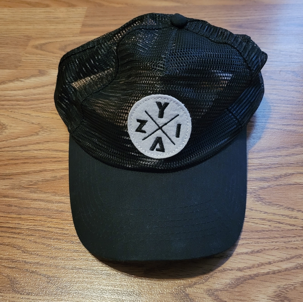 NWT Zyia Active X-Mesh Hat